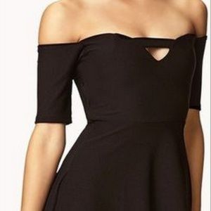 ⚫NWOT Off Shoulder Sweetheart Neckline Dress
